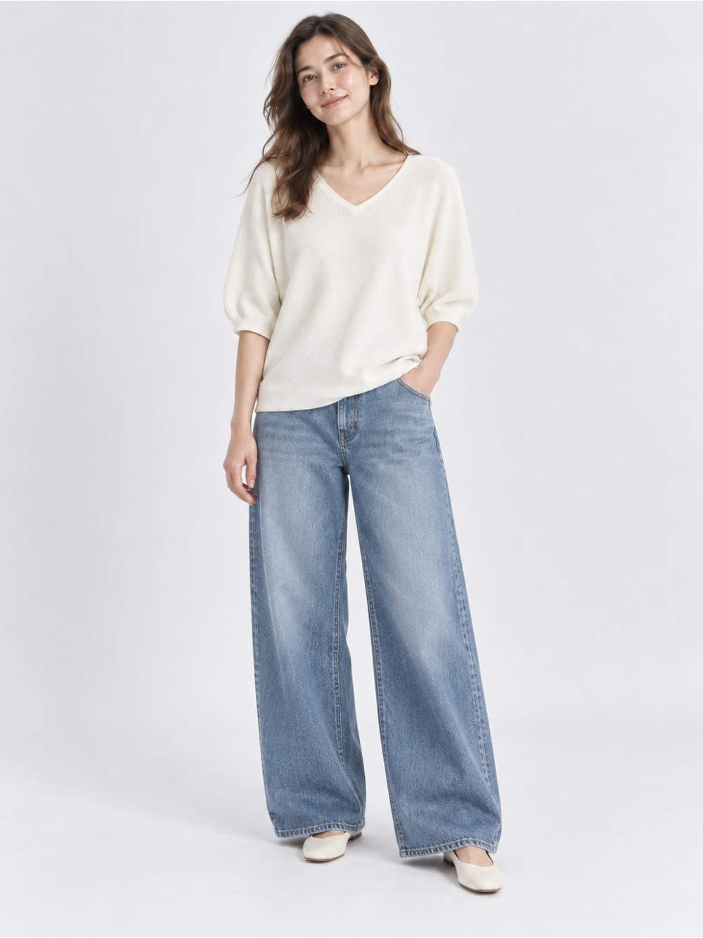 Uniqlo Cream V-Neck Women's Sweater